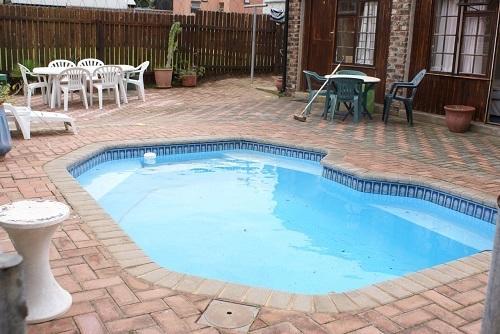 Hostel Jeffreys Bay Backpackers Exterior foto